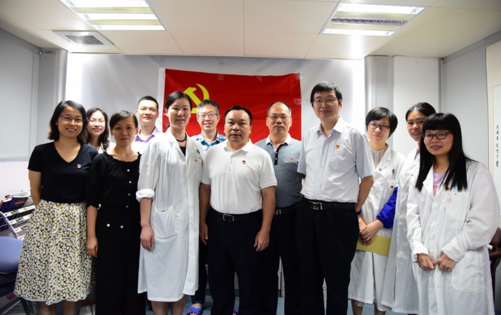 新宝GG党委发展 “七一”深刻基层调研慰问活动