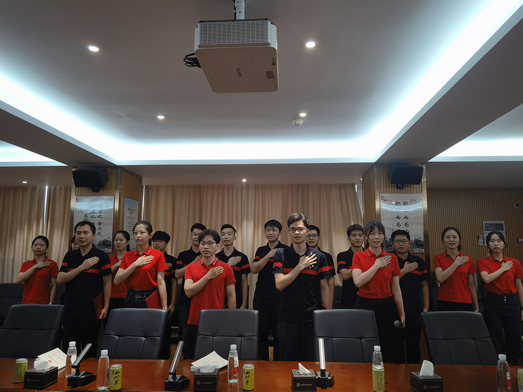 弘扬“五四”心灵，，，，，践行初心使命——记金戈车间党支部主题党日活动