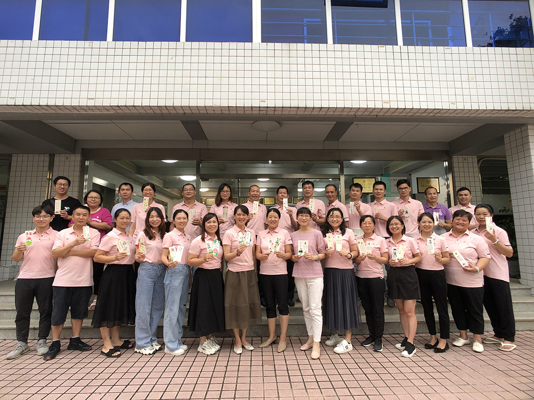 书签送清风，，，，，，，，较量促清廉——记金戈车间党支部主题党日活动
