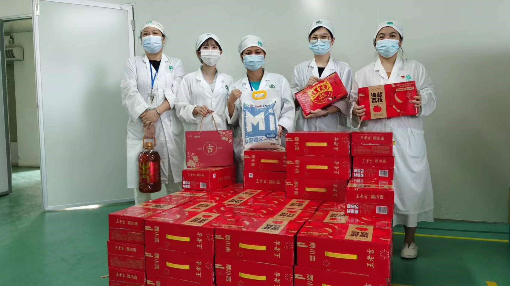 浓浓中秋情，，，，，慰问暖人心！总厂发展中秋节前慰问活动