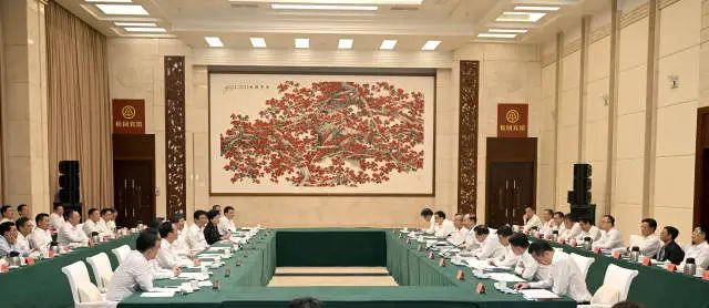 福建省党政代表团到广药集团新宝GG调研